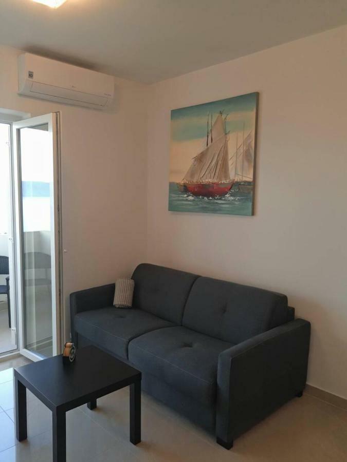 Studio Apartment 诺维·维诺多尔斯基 外观 照片